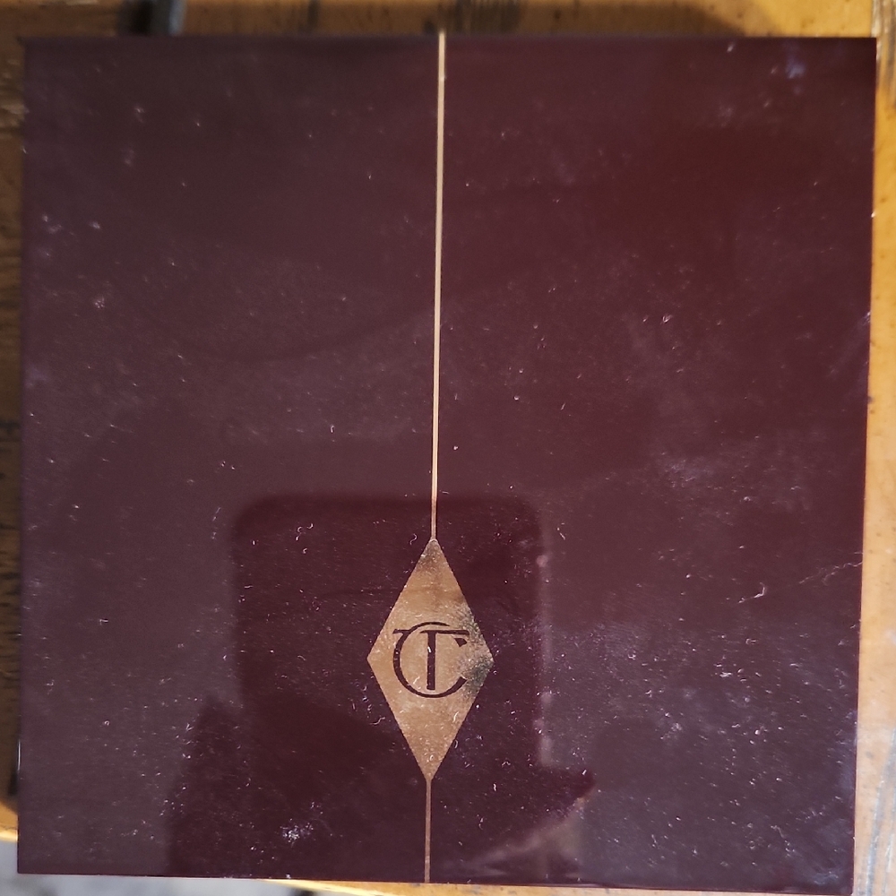 Charlotte Tilbury Deep Burgundy and Gold Compact